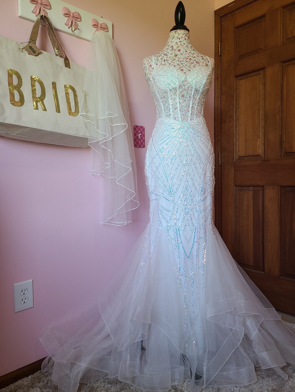 TLC Say Yes To The Dress Iridescent Beaded Corset Mermaid Gown Size 5